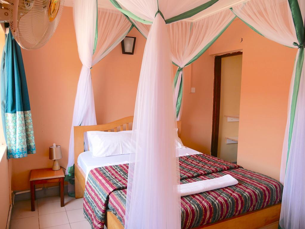 Hotel Acacia City Kampala Exterior photo