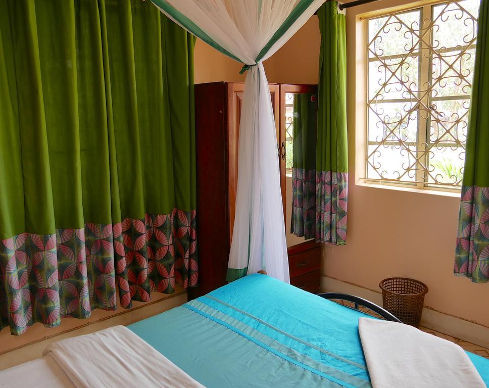 Hotel Acacia City Kampala Exterior photo